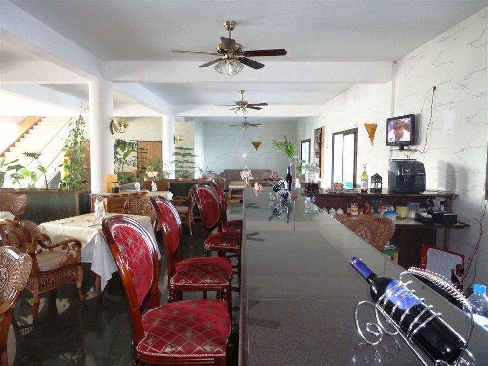 Sunny Golf Hotel Toamasina Exterior foto